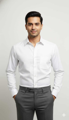 Fab Finner Men Solid Casual White Shirt