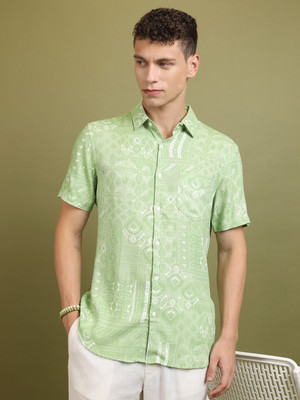 HIGHLANDER Men Printed Casual Light Green, White Shirt