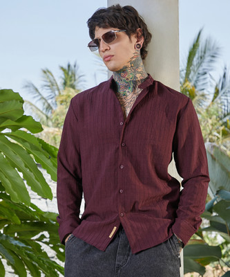 CAMPUS SUTRA Men Solid Casual Red Shirt