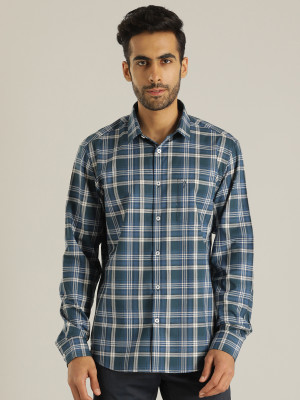 INDIAN TERRAIN Men Checkered Casual Blue Shirt