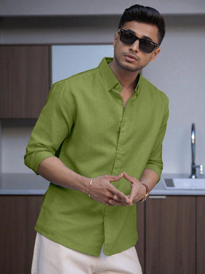 Yanthi Trend Men Solid Casual Light Green Shirt