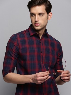 Showoff Men Checkered Casual Dark Blue, Red Shirt