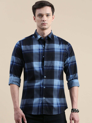 INVICTUS Men Checkered Casual Blue Shirt