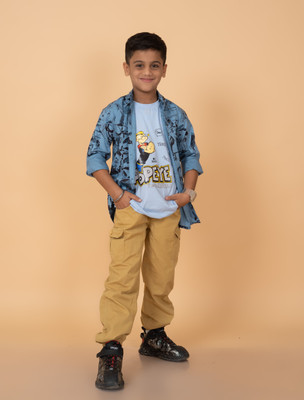 THE TINGGE Boys Printed Casual Black Shirt