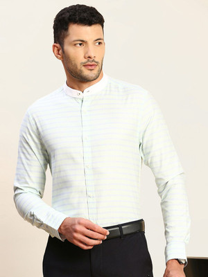 INVICTUS Men Striped Formal Green Shirt