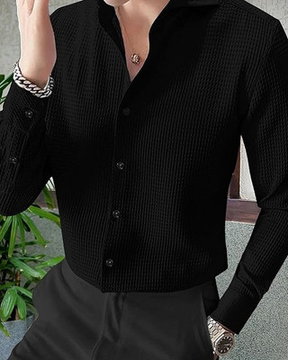 MOXTE Men Solid Formal Black Shirt