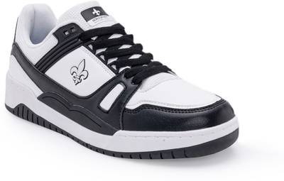 Bond street by red tape sneakers top