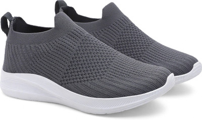 REENGO Casual Shoes for Men And Women Slip On Sneakers For Men(Grey , 7)