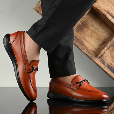 Knoos Slip On For Men(Tan , 8)