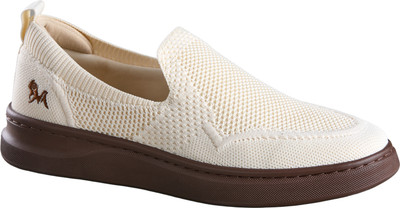 Neemans Elevate Slip Ons for Men Sneakers For Men(Off White , 7)