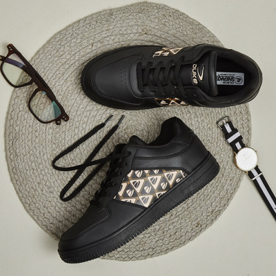 DUKE Sneakers For Men(Black , 6)