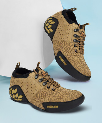 WOODLAND Casuals For Men(Camel , 10)