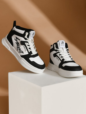 Impakto Sneakers For Men(Black, White , 10)