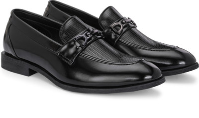 INVICTUS Men Textured Formal Loafers Slip On For Men(Black , 7)