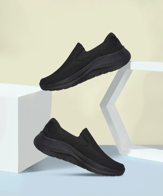 Skechers Skechers | Arch Fit 2.0 - Vallo Slip On Sneakers For Men(Black , 7)