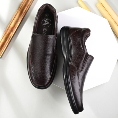 AUSERIO Slip On For Men(Brown , 7)