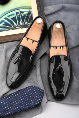 HERE&NOW Black Patent Casual Tassel Shoes Loafers For Men(Black , 10)