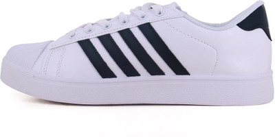 Sparx SM 323 | Stylish, Comfortable | Sneakers For Men(White, Black , 6 UK/India)