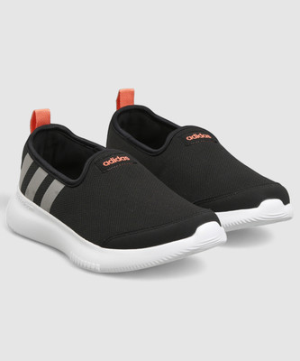 ADIDAS BreezeWalk W Walking Shoes For Women(Black , 4)
