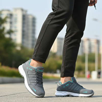 Hilux Training & Gym Shoes For Men(Grey, Grey , 9)