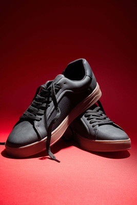 Snitch Black Solid Sneakers Sneakers For Men(Black , 9)