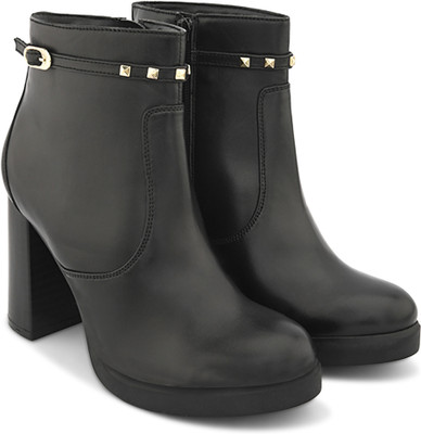 Roadster Boots For Women(Black , 7)