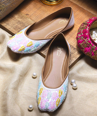 jm looks Designer Sequin Embroidered Ethnic Jutti for Women Bellies For Women(Off White , 7)