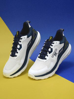 FLYING MACHINE ASTON Walking Shoes For Men(White , 6)