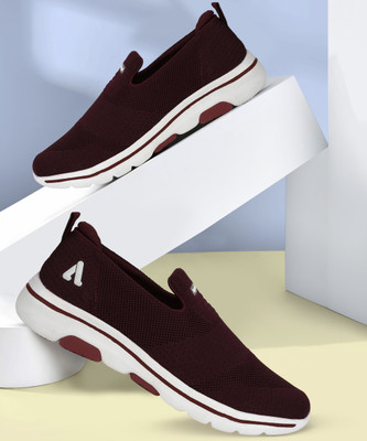 Aqualite VEGAS-10 RUST/White Men Casual Shoes Walking Shoes For Men(Maroon, White , 8)