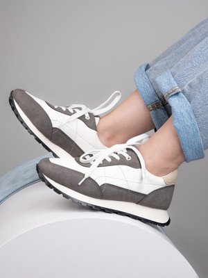 Roadster Casual Sneakers Sneakers For Women(Grey, White , 6)