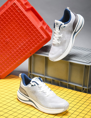 Abros TRIGON Running Shoes For Men(Off White , 8)