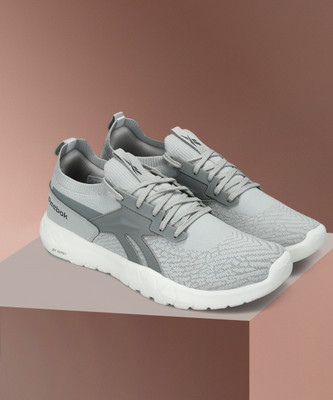 REEBOK JET BLAST TRAINERS YARD M Training & Gym Shoes For Men(Grey , 7)