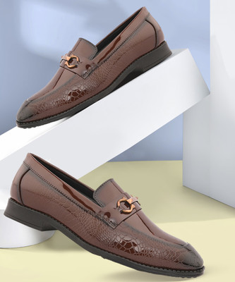 INVICTUS PU Synthetic Textured Formal Slip On Shoes Slip On For Men(Tan , 9)