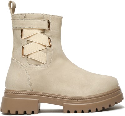 VALIOSAA Boots For Women(Off White , 6)