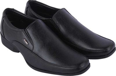 Bata Remo Slip On For Men(Black , 7)