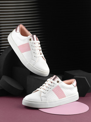 Roadster Stylish & Premium Quality Sneakers For Women(Pink , 4)