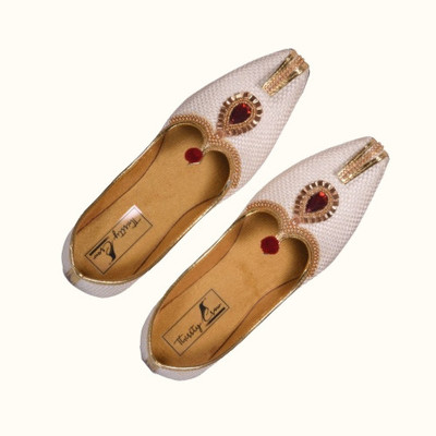 Thirsty Crow Rajwadi Royal Heritage Juttis Party Wear For Men(White , 10)