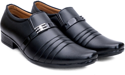 house of common Mocassin For Men(Black , 5)