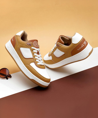 FLYING MACHINE Sneakers For Men(Tan, White , 10)
