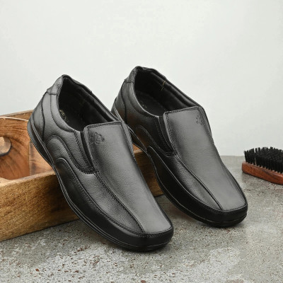 SHOE BLATE Genuine Leather Formal Shoes Light|Comfort|Trendy|Premium Shoes Party Wear For Men(Black , 8)