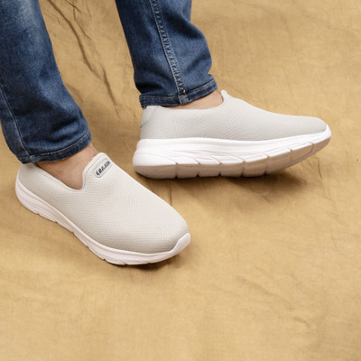 Kraasa Walking Shoes For Men  (Grey) For Rs. 399 @ 60 %