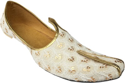 Traditional Funda Mens Ethnic Designer Punjabi Jutti Mojari Nagra for Party and Wedding Loafers For Men(White, Gold , 7)