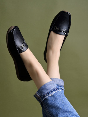 Stylestry Smart Casual Black Boots Loafers For Women & Girls Loafers For Women(Black , 7)