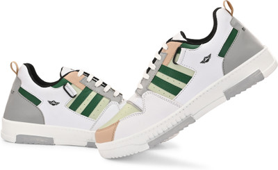 M7 By Metronaut Maximus Running Shoes For Men Casuals For Men(White , 7)