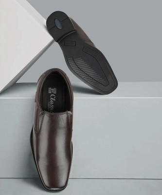 RED CHIEF RC3526 003 Slip On For Men(Brown , 9 UK/India)