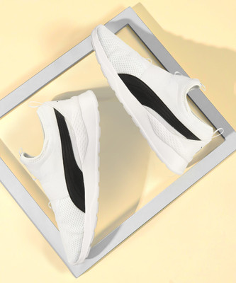 PUMA Anzarun Lite SlipOn Sneakers For Men(White , 7)