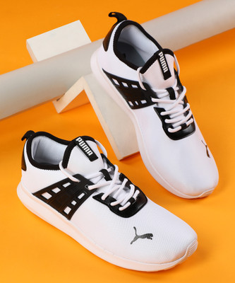 PUMA Puma Sprinter Sneakers For Men(Multicolor , 8)
