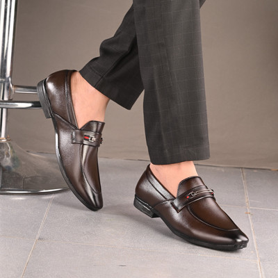 Knoos Loafers For Men(Tan , 8)