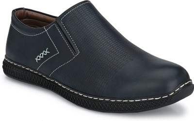John Karsun Mocassin For Men(Blue , 6)