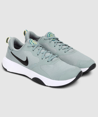 NIKE Running Shoes For Women(Green , 2.5)